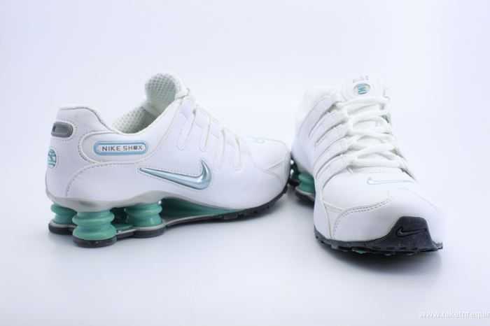 vert et blanc Nike Shox NZ en vente (1)